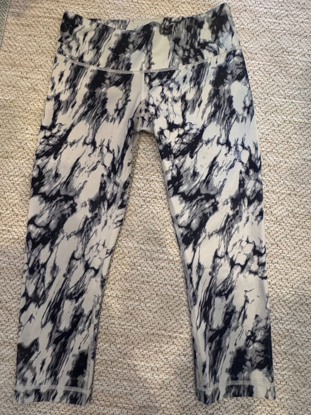 Lululemon Wunder Under Crop – Size 4 – Great Granite Black Mojave Tan 🔥
